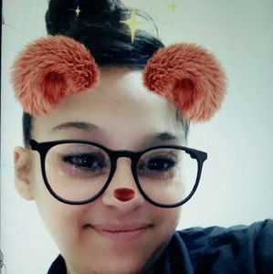 Meet your Posher, Ida